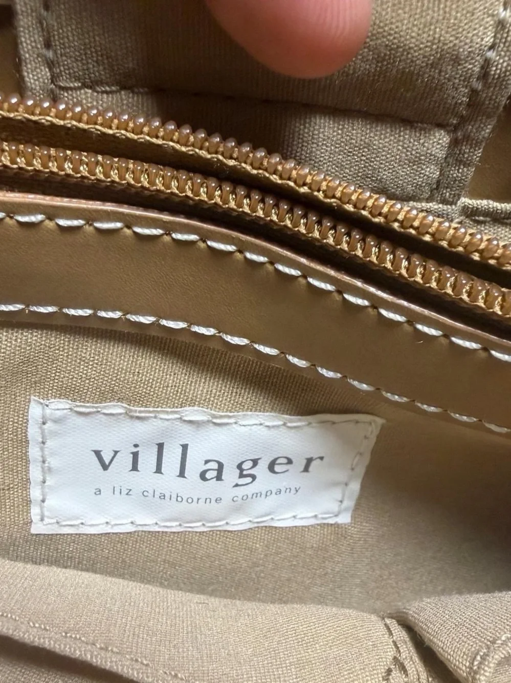 Y2K Vintage Villager by Liz Claiborne Tan shoulder bag